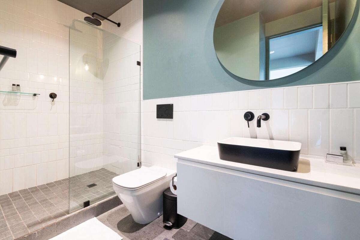 Near Waterfront, Rooftop Pool * Cape Town